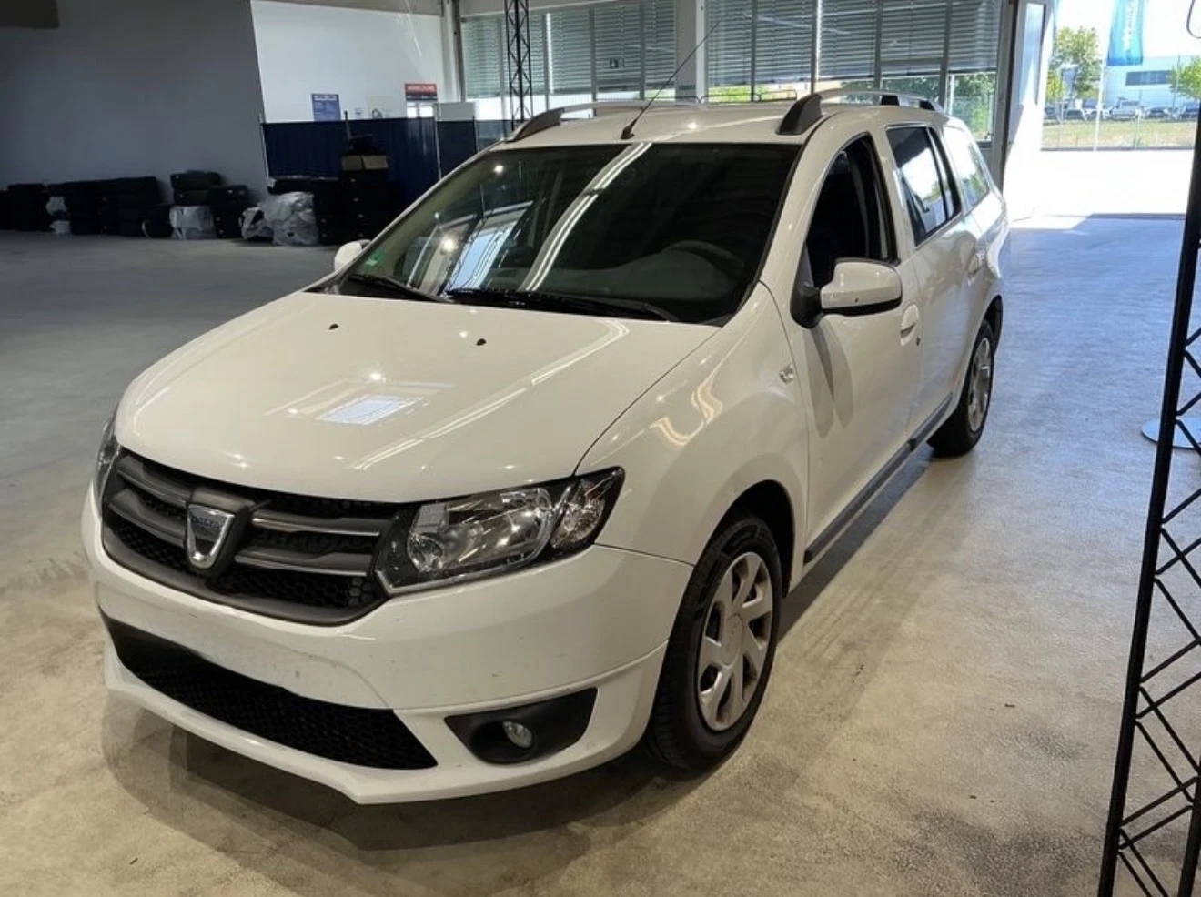Dacia Logan MCV | 0.9 TCe | NAVI | Auto.bg — изображение 1 Dacia Logan MCV | 0.9 TCe | NAVI | Auto.bg — изображение 1