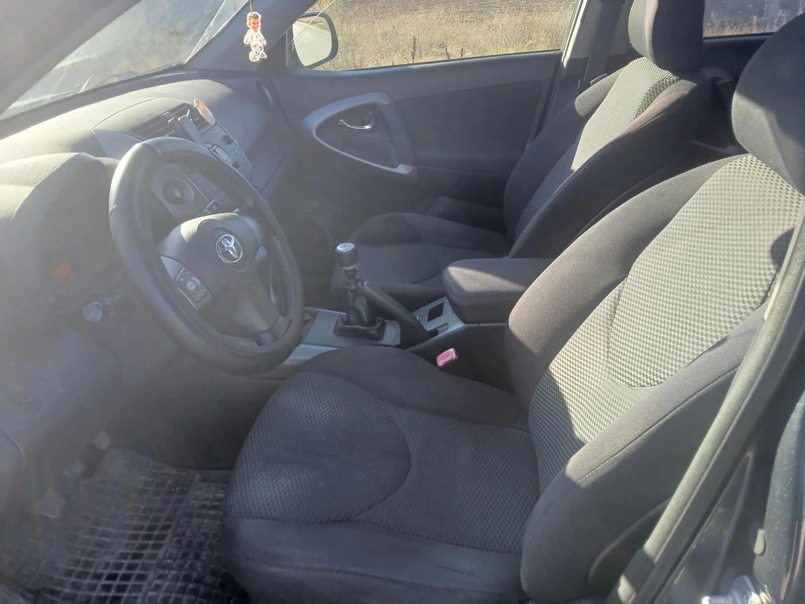 Toyota Rav4 2.2  136 д4д - изображение 8 | Auto.bg Toyota Rav4 2.2  136 д4д - изображение 8