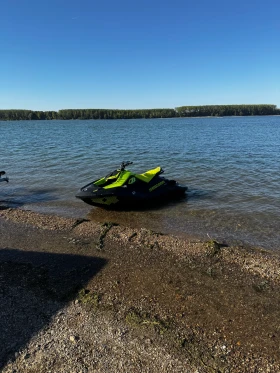 Джет Bombardier Sea Doo Spark Trixx | Auto.bg — изображение 8 Джет Bombardier Sea Doo Spark Trixx | Auto.bg — изображение 8