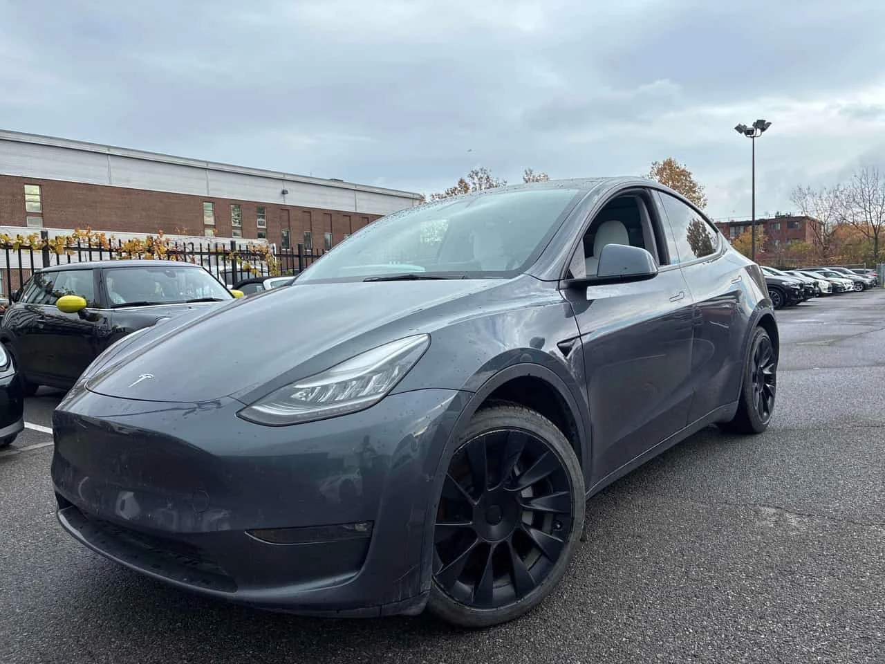 Tesla Model Y * Long Range * CARFAX * ПРЕДСТАВИТЕЛСТВО * | Auto.bg — изображение 1 Tesla Model Y * Long Range * CARFAX * ПРЕДСТАВИТЕЛСТВО * | Auto.bg — изображение 1