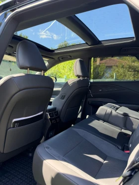 Lexus RX 450h plus Luxury Line В Гаранция - 72292 € / 141390.86 лв. - 28533421 15 | Car24.bg Lexus RX 450h plus Luxury Line В Гаранция - 72292 € / 141390.86 лв. - 28533421 15
