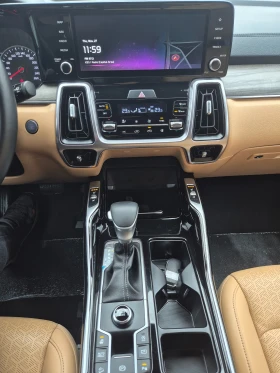 Kia Sorento 2.2 CRDI 4X2 Наличен в БГ - 53000 лв. / 27098.47 € - 88526120 11 | Car24.bg Kia Sorento 2.2 CRDI 4X2 Наличен в БГ - 53000 лв. / 27098.47 € - 88526120 11