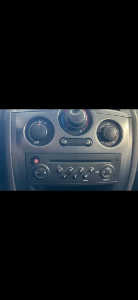 Renault Megane 1.6 бензин 111к.с. като нова | Auto.bg — изображение 8 Renault Megane 1.6 бензин 111к.с. като нова | Auto.bg — изображение 8