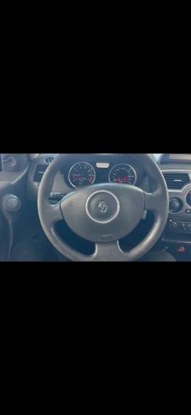 Renault Megane 1.6 бензин 111к.с. като нова | Auto.bg — изображение 7 Renault Megane 1.6 бензин 111к.с. като нова | Auto.bg — изображение 7