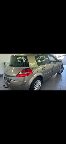 Renault Megane 1.6 бензин 111к.с. като нова | Auto.bg — изображение 6 Renault Megane 1.6 бензин 111к.с. като нова | Auto.bg — изображение 6