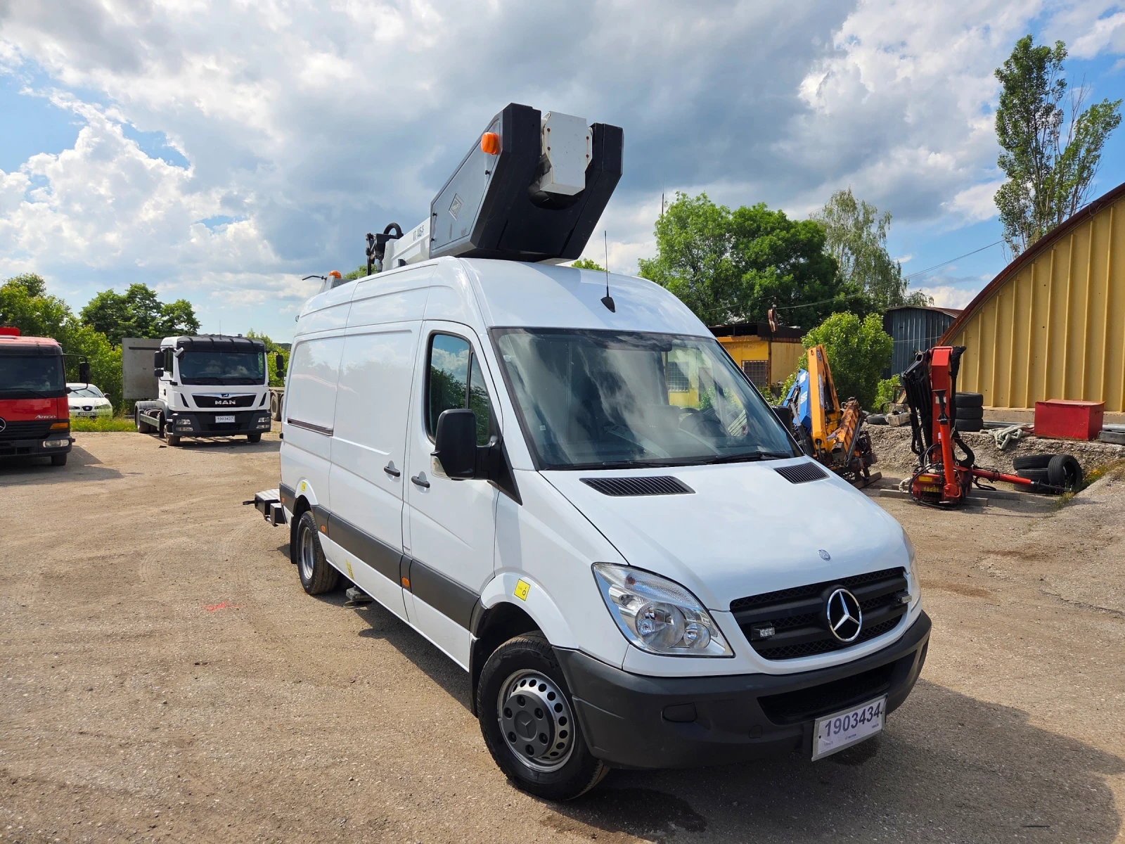 Mercedes-Benz Sprinter 516 Вишка 14.6м Versalift | Auto.bg — изображение 1 Mercedes-Benz Sprinter 516 Вишка 14.6м Versalift | Auto.bg — изображение 1