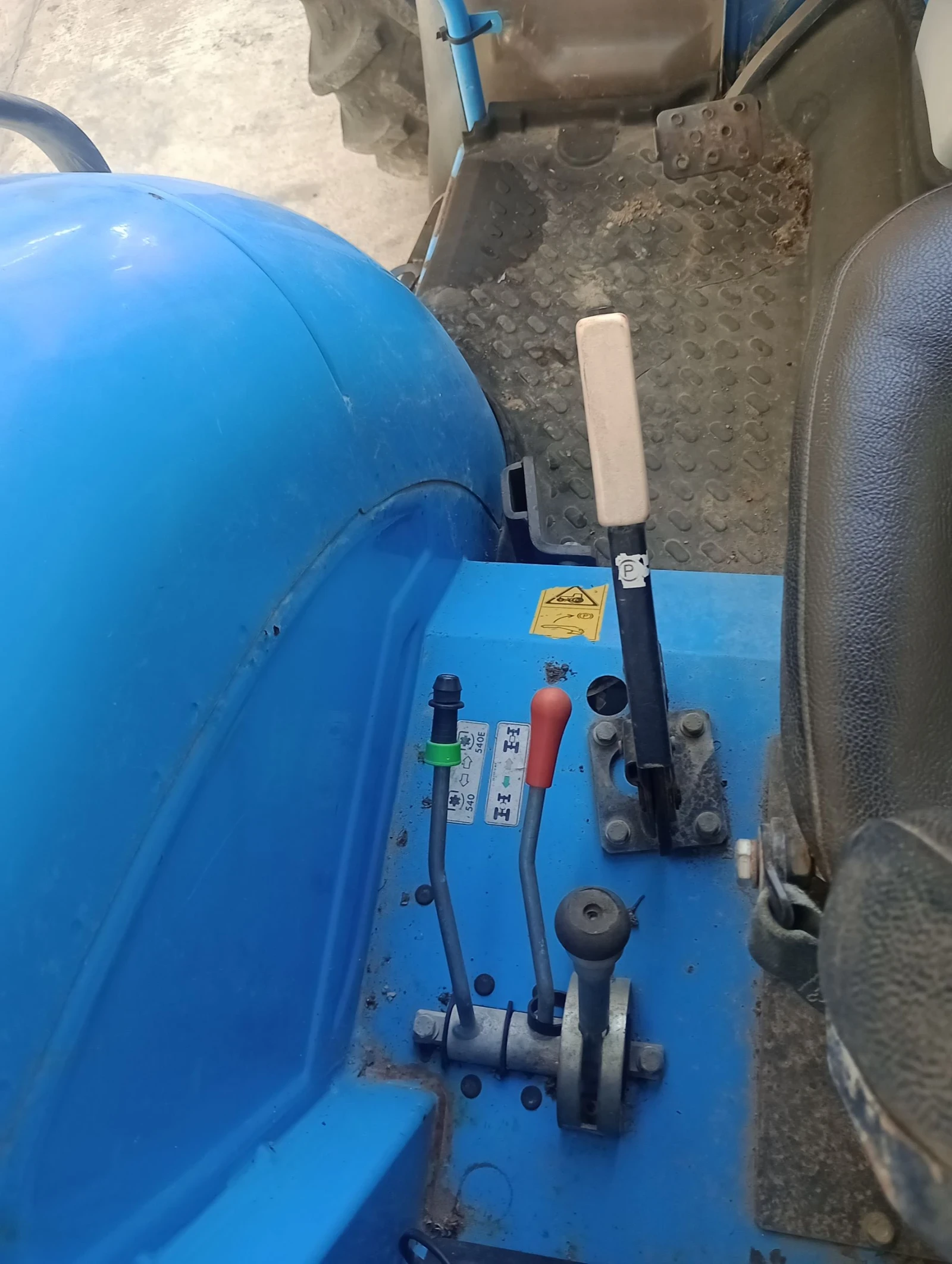 Трактор Landini Power farm 90 бартер  - изображение 4 | Auto.bg Трактор Landini Power farm 90 бартер  - изображение 4