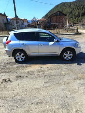 Toyota Rav4 2.2 D4D - 5249 € / 10266.15 лв. - 72269713 5 | Car24.bg Toyota Rav4 2.2 D4D - 5249 € / 10266.15 лв. - 72269713 5