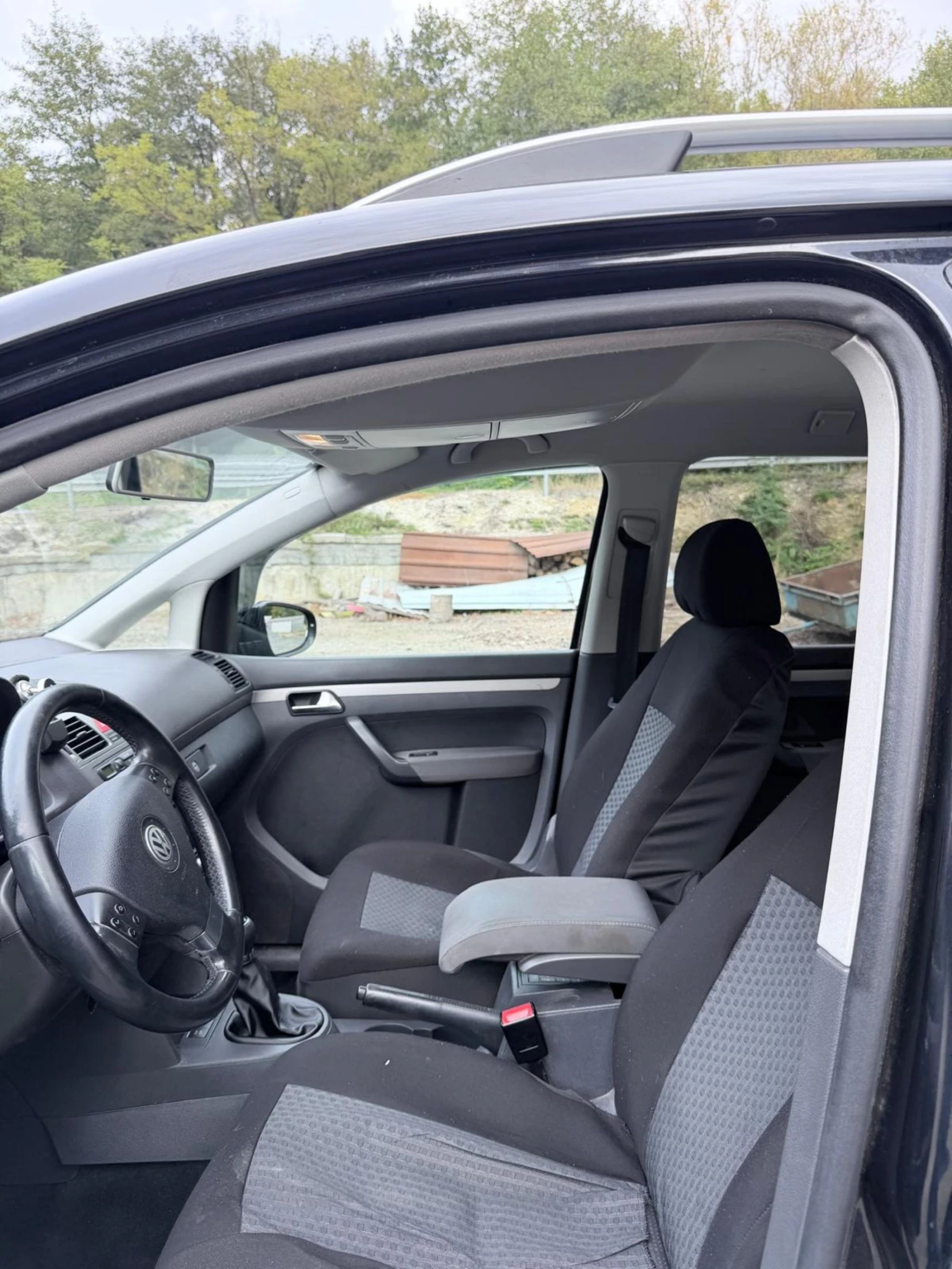 VW Touran  - изображение 9 | Auto.bg VW Touran  - изображение 9
