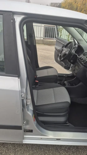Skoda Fabia - 4900 лв. / 2505.33 € - 93049050 12 | Car24.bg Skoda Fabia - 4900 лв. / 2505.33 € - 93049050 12