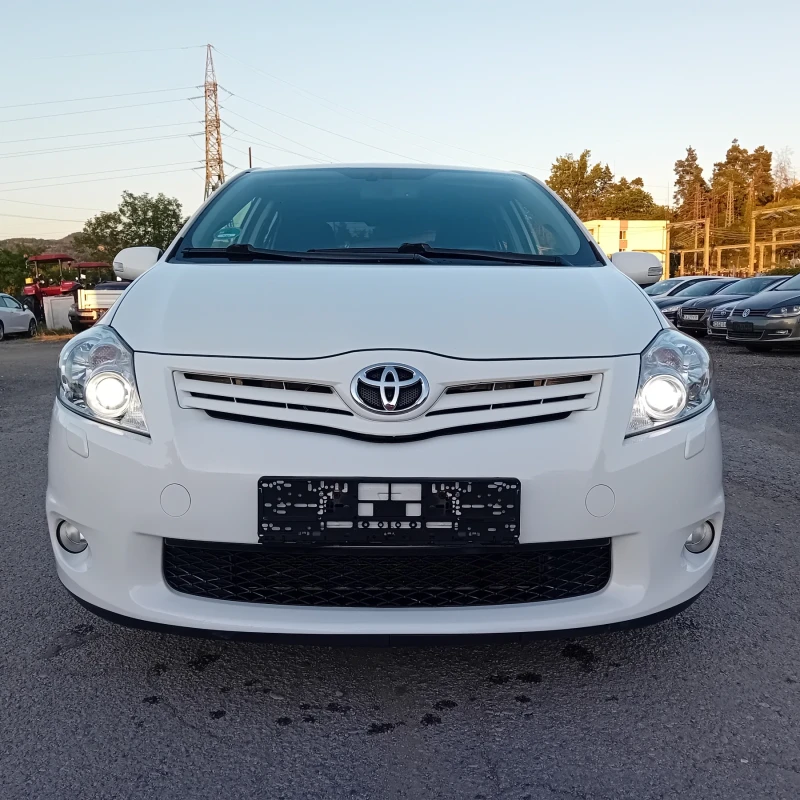 Toyota Auris 2.0d4d 126k face - 4400 € / 8605.65 лв. - 43432449 1 | Car24.bg Toyota Auris 2.0d4d 126k face - 4400 € / 8605.65 лв. - 43432449 1