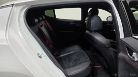 Kia Stinger 3.3 GT Acro Edition* АЛКАНТАРА* HUD* 360 | Auto.bg — изображение 11 Kia Stinger 3.3 GT Acro Edition* АЛКАНТАРА* HUD* 360 | Auto.bg — изображение 11