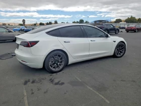 Tesla Model 3 Long Range Dual Motor AWD - 12500 € - 71069338 6 | Car24.bg Tesla Model 3 Long Range Dual Motor AWD - 12500 € - 71069338 6