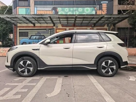 BYD HAN Hai Shi 05 EV 2025 520KM Smart Navigation Edition | Auto.bg — изображение 6 BYD HAN Hai Shi 05 EV 2025 520KM Smart Navigation Edition | Auto.bg — изображение 6