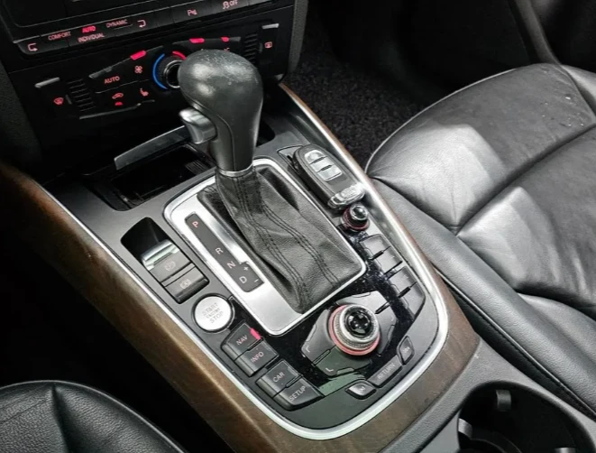 Audi Q5 2.0 TDI Quattro - изображение 9 | Auto.bg Audi Q5 2.0 TDI Quattro - изображение 9