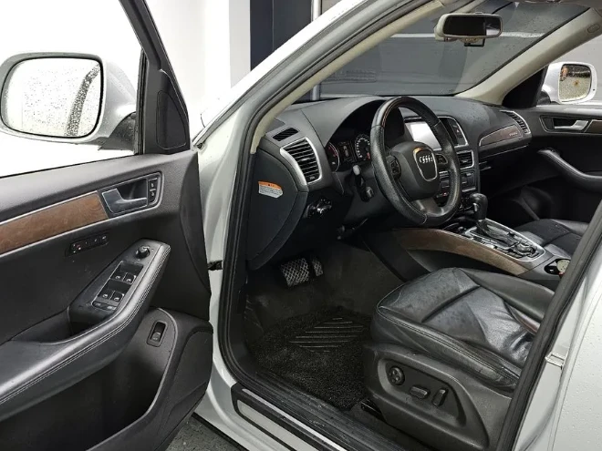 Audi Q5 2.0 TDI Quattro - изображение 10 | Auto.bg Audi Q5 2.0 TDI Quattro - изображение 10