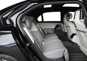 BMW i7 M70 xDrive | Auto.bg — изображение 8 BMW i7 M70 xDrive | Auto.bg — изображение 8