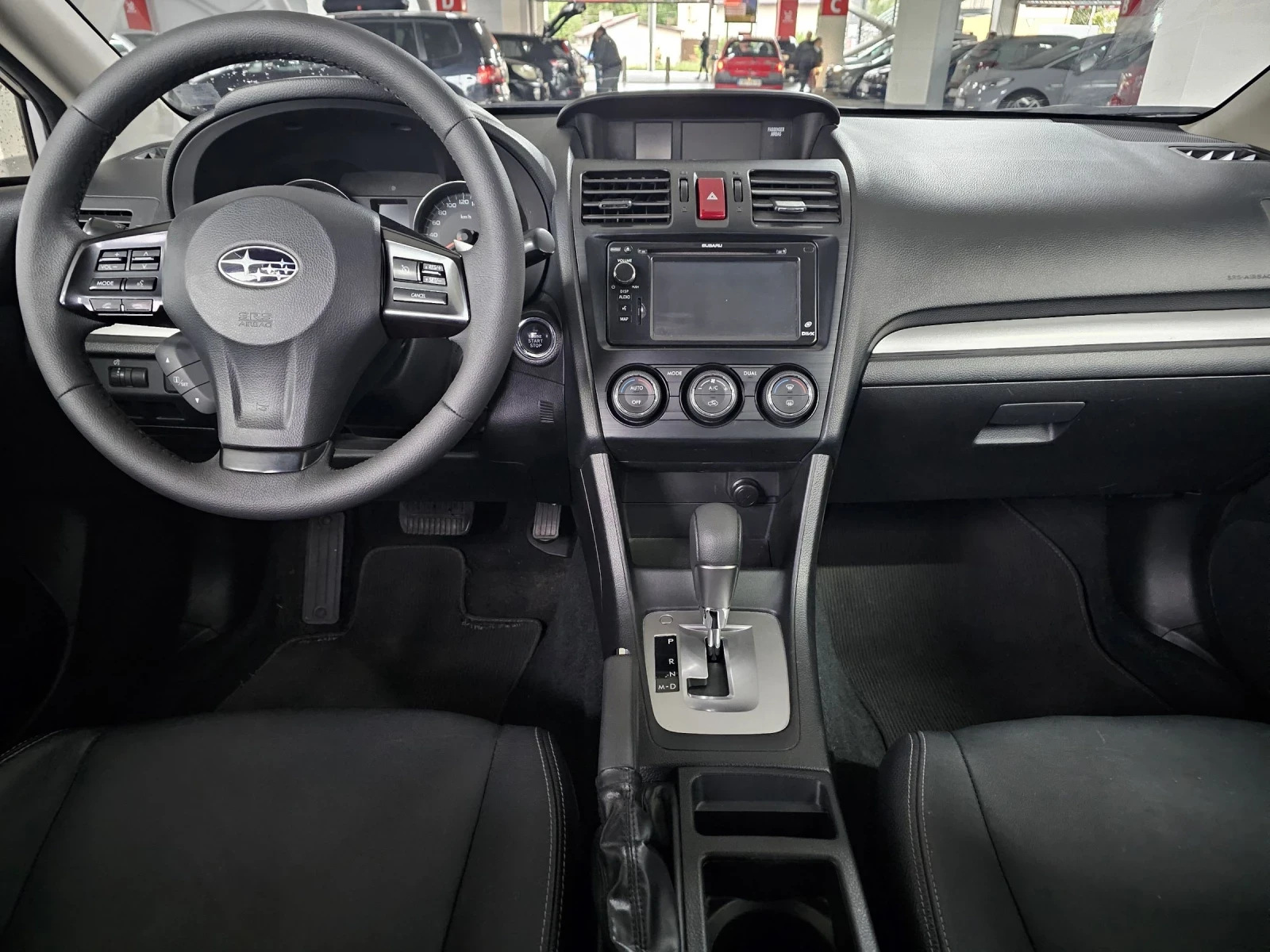 Subaru XV 2.0i Exclusive/ Avtomat/ 4x4/ Keyless/Koja/Xenon  - изображение 9 | Auto.bg Subaru XV 2.0i Exclusive/ Avtomat/ 4x4/ Keyless/Koja/Xenon  - изображение 9
