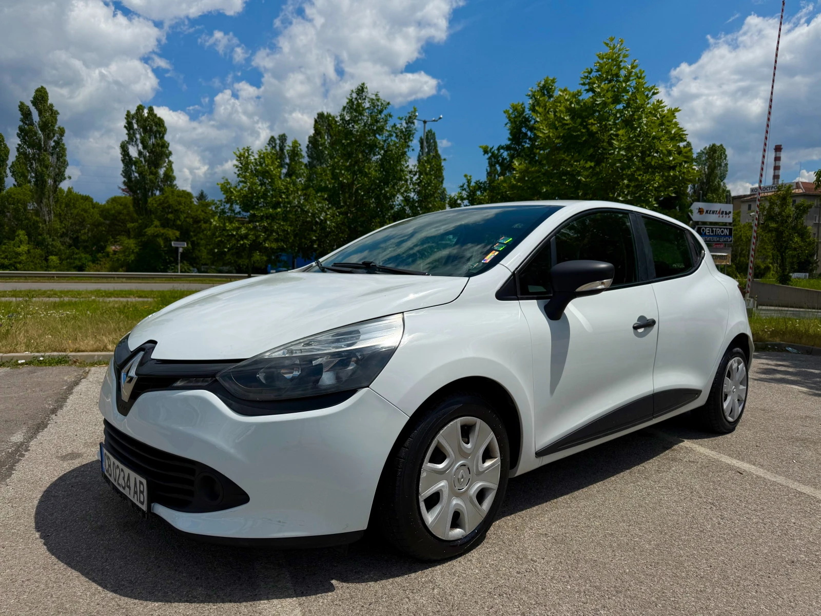 Renault Clio 1.5D ГАРАНЦИЯ 6 МЕСЕЦА ИЛИ 5000КМ | Auto.bg — изображение 1 Renault Clio 1.5D ГАРАНЦИЯ 6 МЕСЕЦА ИЛИ 5000КМ | Auto.bg — изображение 1