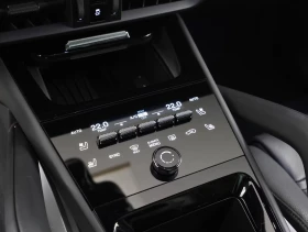 Porsche Cayenne TURBO / E-HYBRID / SPORT CHRONO / BURMESTER | Auto.bg — изображение 15 Porsche Cayenne TURBO / E-HYBRID / SPORT CHRONO / BURMESTER | Auto.bg — изображение 15
