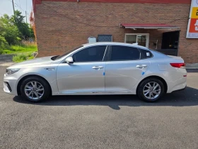 Kia K5 2Nd Generation 2.0 Luxury - 11326 € - 11976456 8 | Car24.bg Kia K5 2Nd Generation 2.0 Luxury - 11326 € - 11976456 8