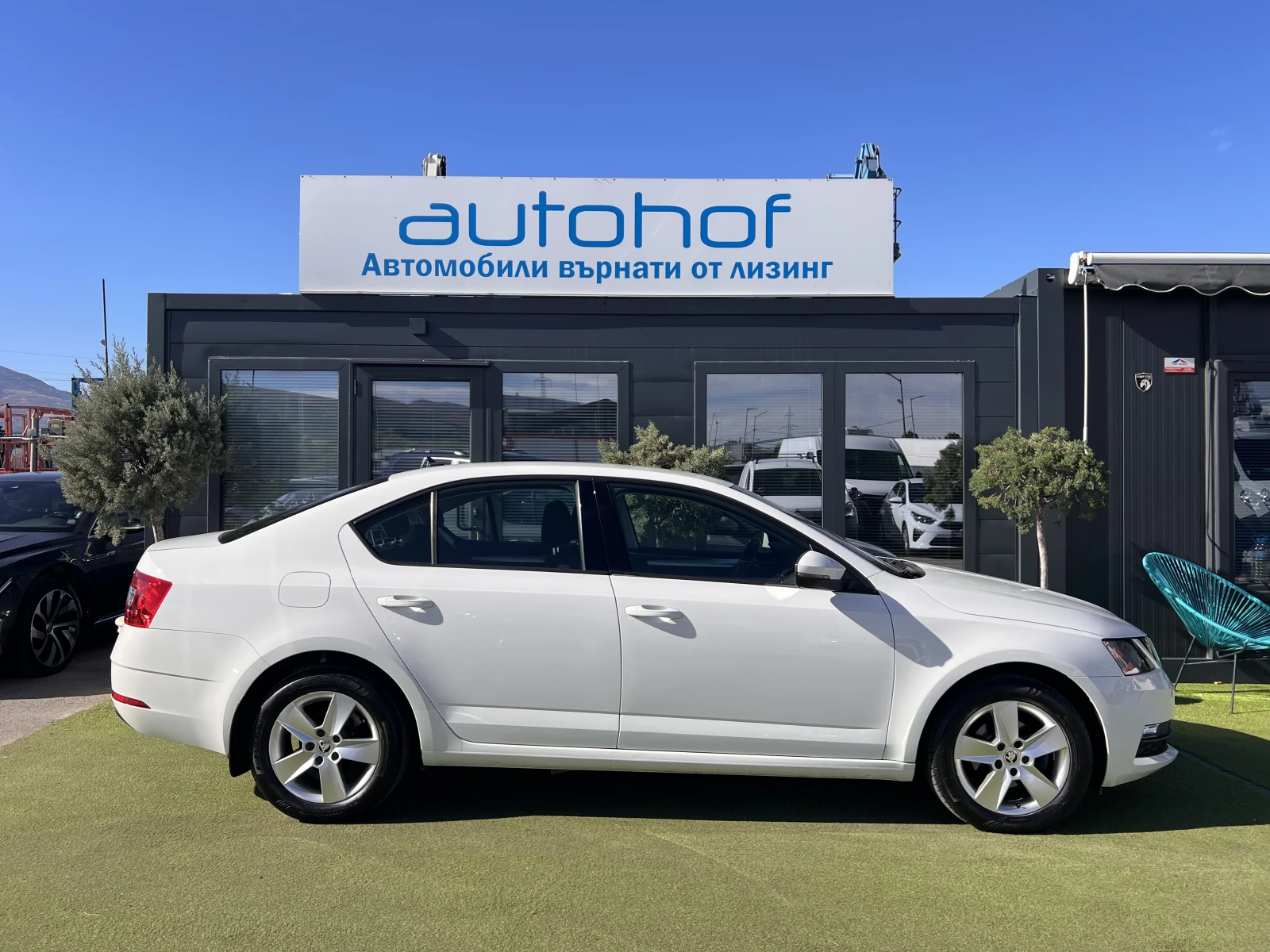 Skoda Octavia AMBITION/1.6TDI/116K.C./5MT - изображение 5 | Auto.bg Skoda Octavia AMBITION/1.6TDI/116K.C./5MT - изображение 5