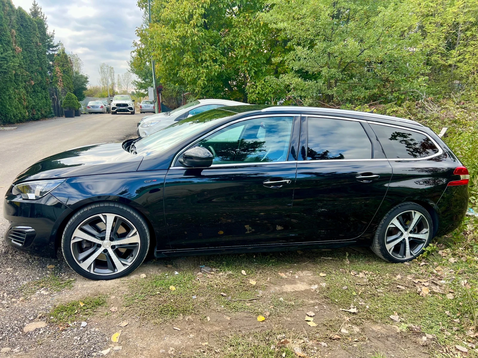 Peugeot 308 2.0. HDI 180 к.с. GT LINE KEYLESS - изображение 2 | Auto.bg Peugeot 308 2.0. HDI 180 к.с. GT LINE KEYLESS - изображение 2