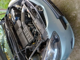 Mazda 2 1.3 | Mobile.bg — малка снимка 2