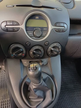 Mazda 2 1.3 | Mobile.bg — малка снимка 6