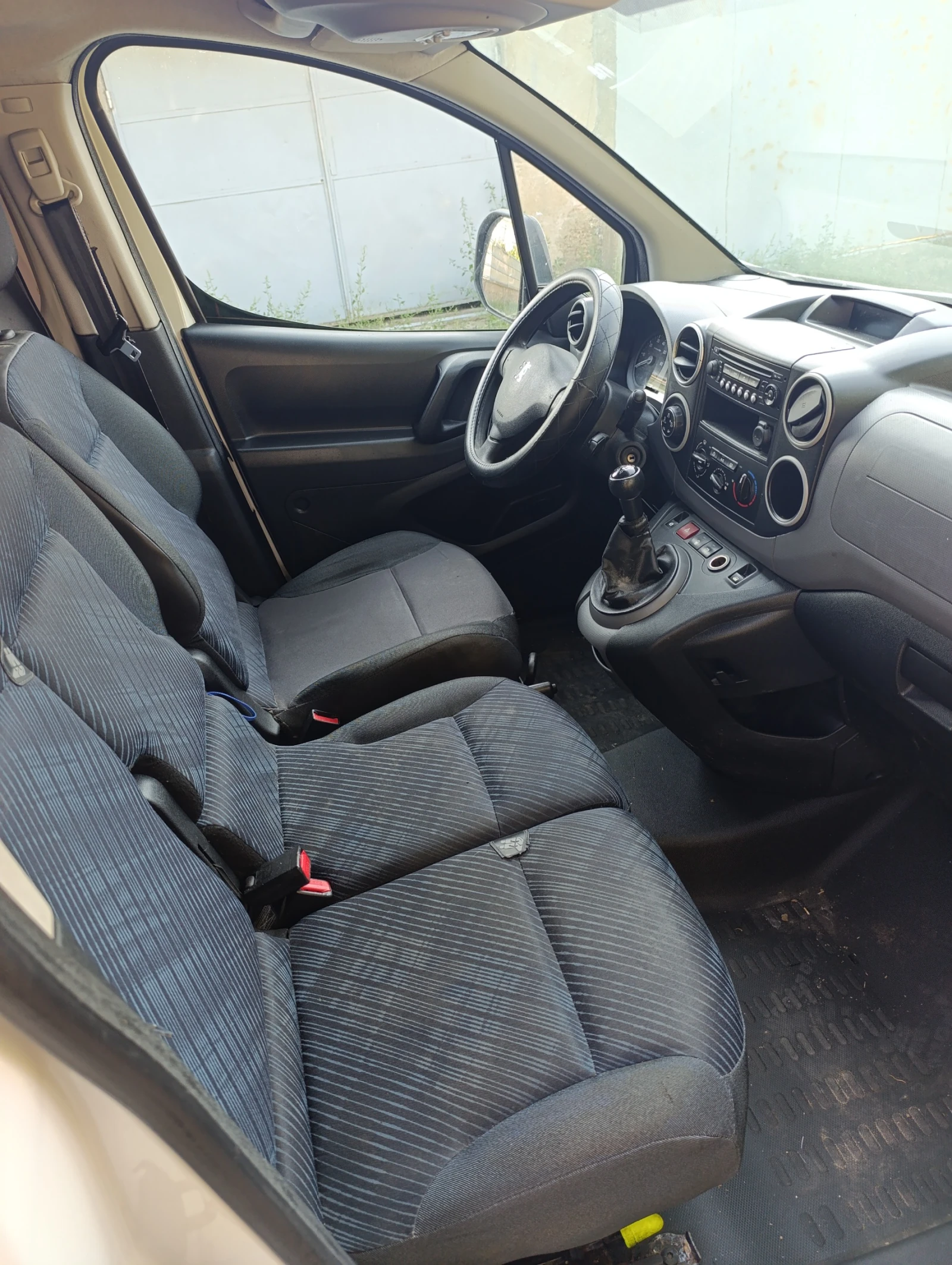 Peugeot Partner Макси-клима - изображение 10 | Auto.bg Peugeot Partner Макси-клима - изображение 10