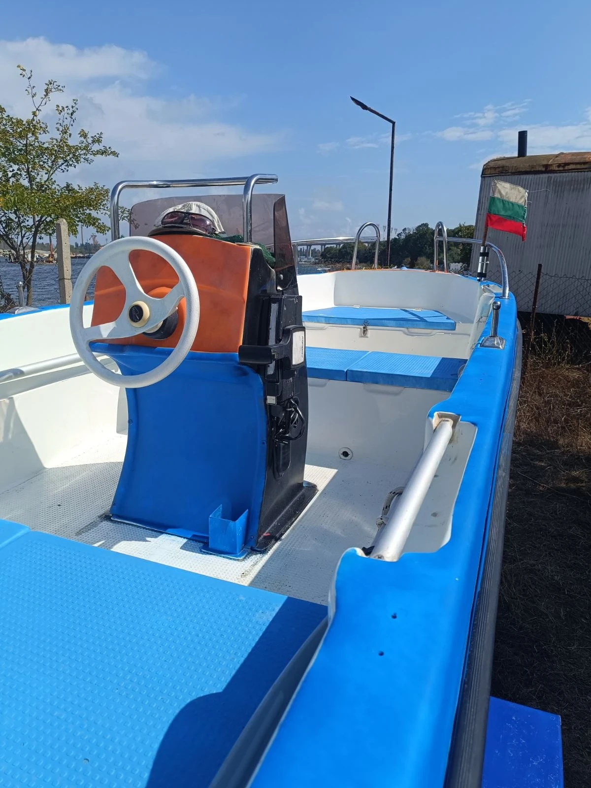 Лодка YERLIYURT YERLYURT - изображение 6 | Auto.bg Лодка YERLIYURT YERLYURT - изображение 6