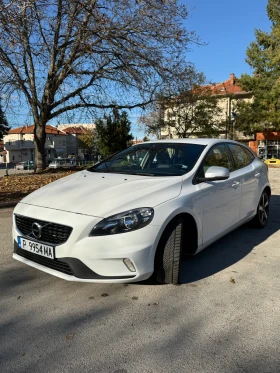 Снимка Volvo V40