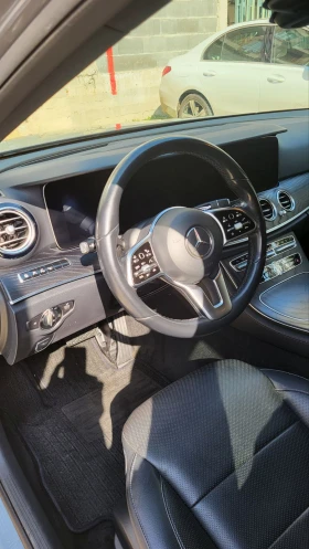 Mercedes-Benz E 400 - 45000 € / 88012.35 лв. - 15097361 6 | Car24.bg Mercedes-Benz E 400 - 45000 € / 88012.35 лв. - 15097361 6