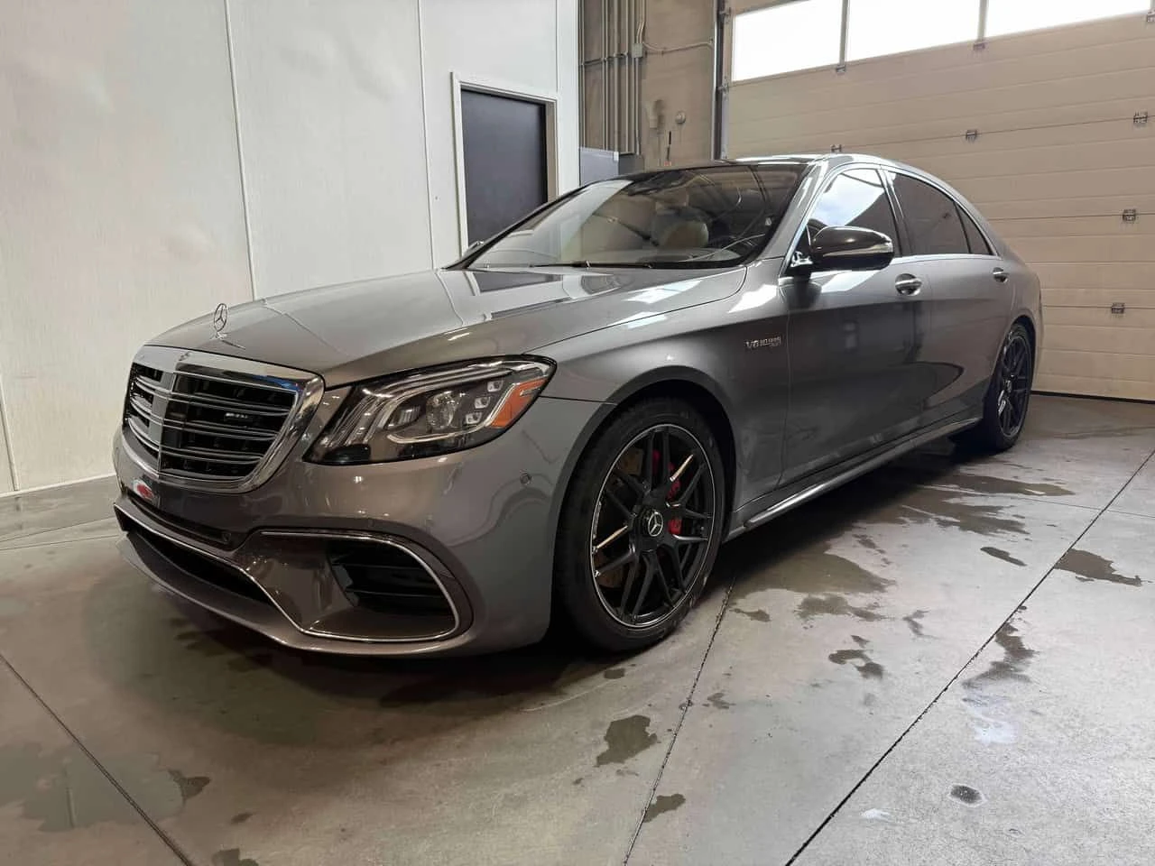 Mercedes-Benz S 63 FULL * ТЕЛЕВИЗОРИ * НОЩНО ВИЖДАНЕ * КАРБОН | Auto.bg — изображение 1 Mercedes-Benz S 63 FULL * ТЕЛЕВИЗОРИ * НОЩНО ВИЖДАНЕ * КАРБОН | Auto.bg — изображение 1