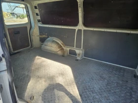 VW T5 2.5 МАКСИ 4Х4 | Auto.bg — изображение 12 VW T5 2.5 МАКСИ 4Х4 | Auto.bg — изображение 12