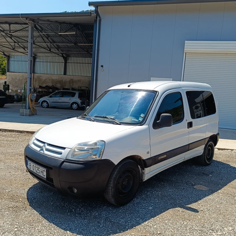 Citroen Berlingo 1.6hdi 75k.c. = пътнически= с две плъзгащи врати! - 3000 € - 50538843 1 | Car24.bg Citroen Berlingo 1.6hdi 75k.c. = пътнически= с две плъзгащи врати! - 3000 € - 50538843 1