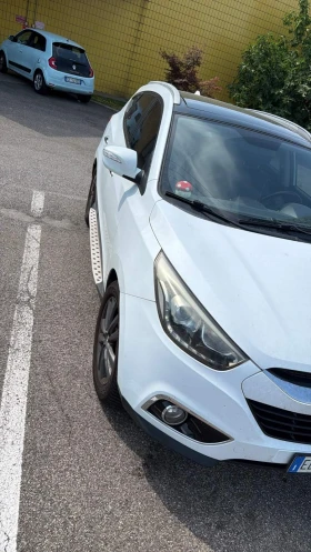Hyundai IX35 2.0 CRDI-184kc 4х4 / автоматик | Auto.bg — изображение 2 Hyundai IX35 2.0 CRDI-184kc 4х4 / автоматик | Auto.bg — изображение 2