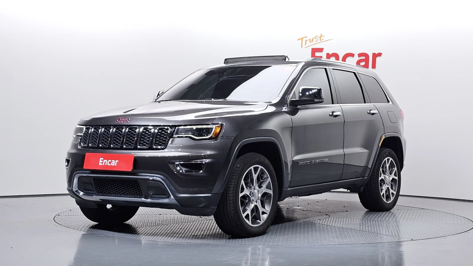 Jeep Grand cherokee 3.6 Limited - 83, 000km Цена до България! | Auto.bg — изображение 1 Jeep Grand cherokee 3.6 Limited - 83, 000km Цена до България! | Auto.bg — изображение 1