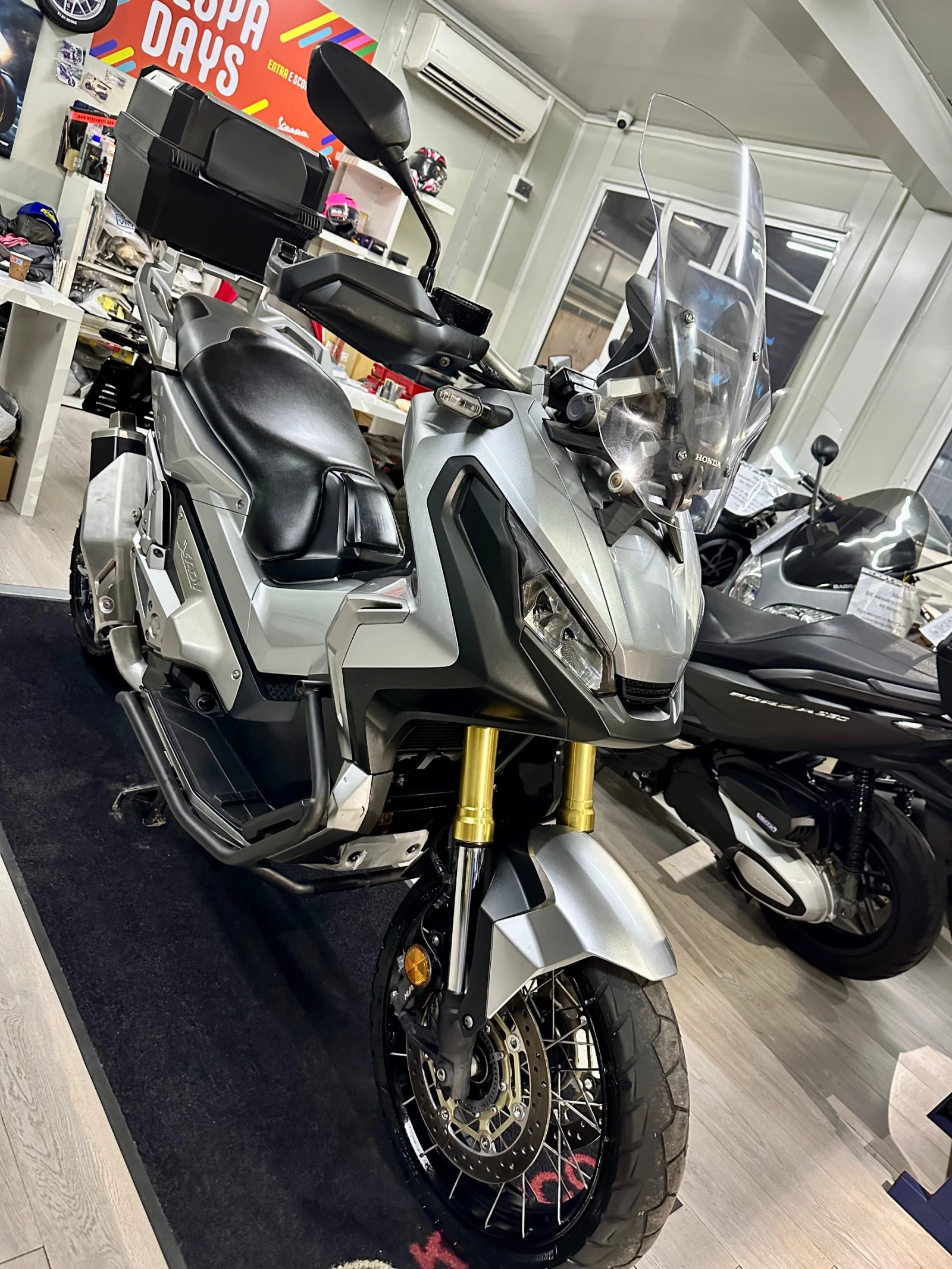 Honda X-ADV 750 ABS/LED 06.2017г. - изображение 9 | Auto.bg Honda X-ADV 750 ABS/LED 06.2017г. - изображение 9