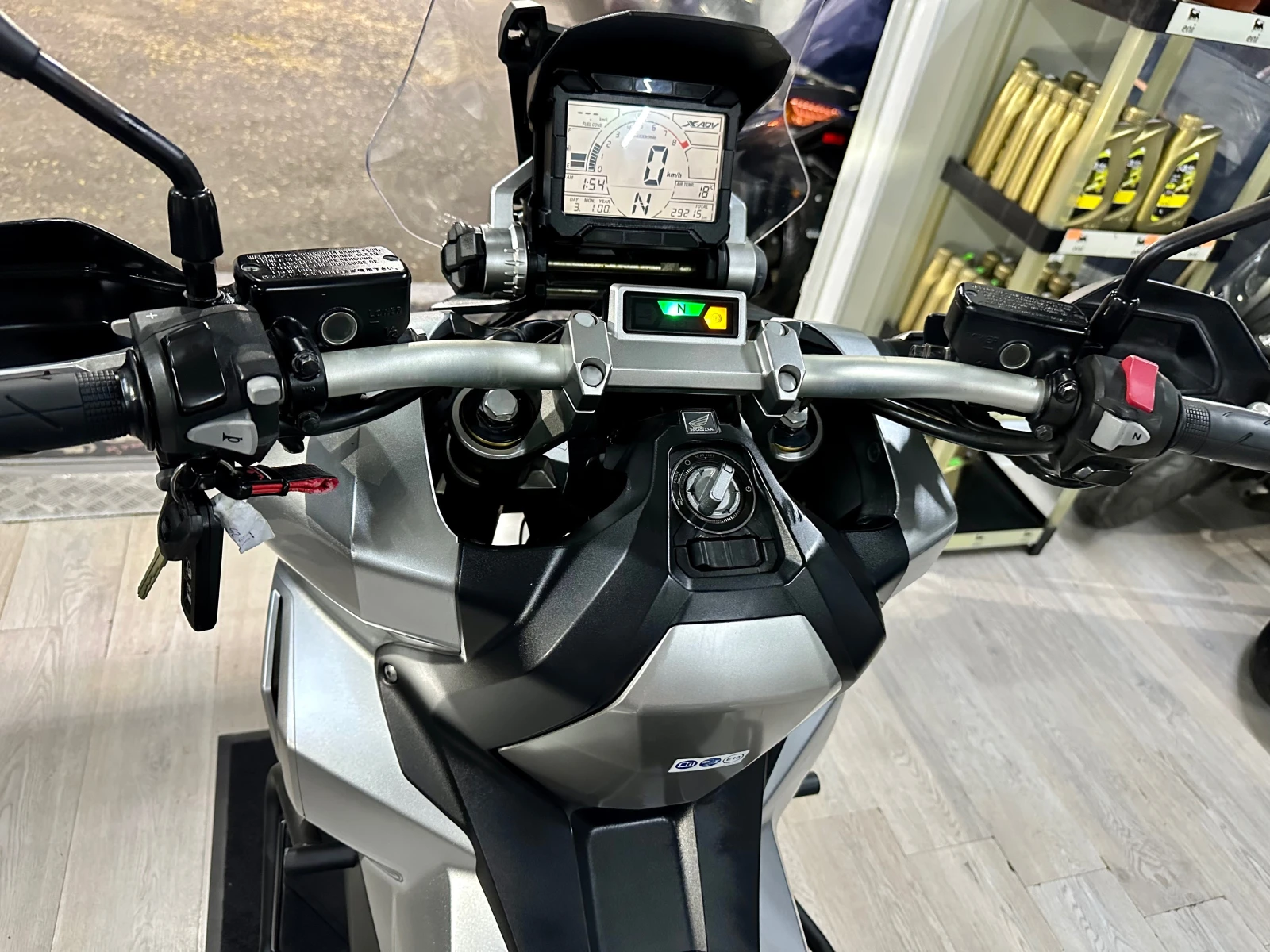 Honda X-ADV 750 ABS/LED 06.2017г. - изображение 2 | Auto.bg Honda X-ADV 750 ABS/LED 06.2017г. - изображение 2