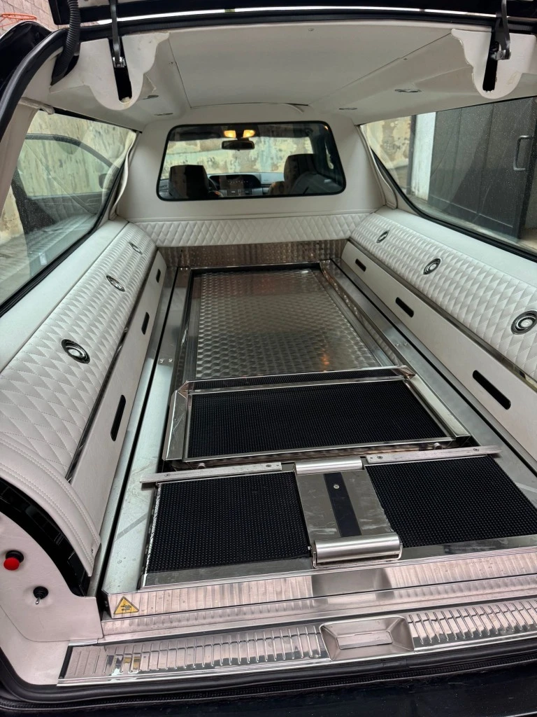 Mercedes-Benz E 270 Zanardo Medio - цена по договаряне - 77385279 1 | Car24.bg Mercedes-Benz E 270 Zanardo Medio - цена по договаряне - 77385279 1