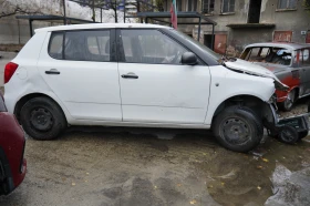 Skoda Fabia Fabia 1.6 TDI КАТАСТРОФИРАЛ - цена по договаряне - 61040727 3 | Car24.bg Skoda Fabia Fabia 1.6 TDI КАТАСТРОФИРАЛ - цена по договаряне - 61040727 3