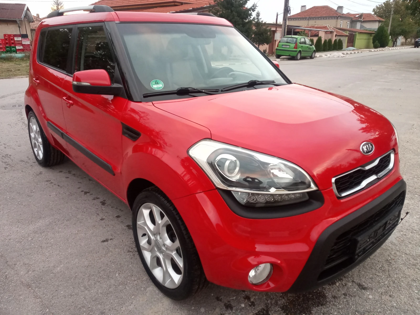 Kia Soul 1.6i 140ch SPIRIT - изображение 3 | Auto.bg Kia Soul 1.6i 140ch SPIRIT - изображение 3