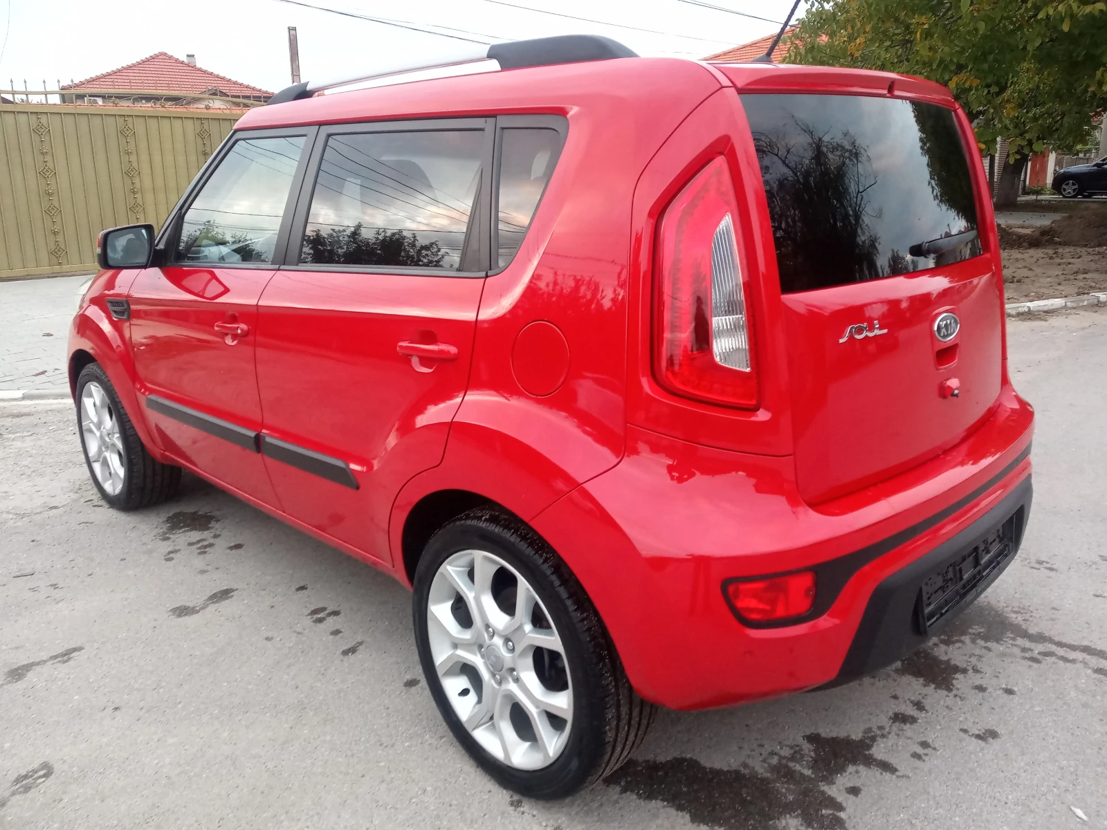 Kia Soul 1.6i 140ch SPIRIT - изображение 7 | Auto.bg Kia Soul 1.6i 140ch SPIRIT - изображение 7