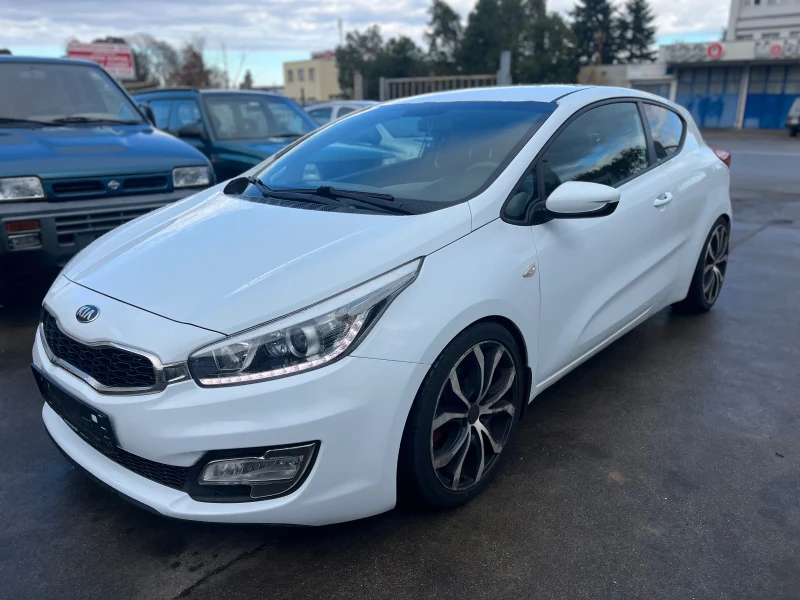 Kia Pro ceed 1.6CRDI 136 kc  - 9900 лв. / 5061.79 € - 10492197 1 | Car24.bg Kia Pro ceed 1.6CRDI 136 kc  - 9900 лв. / 5061.79 € - 10492197 1