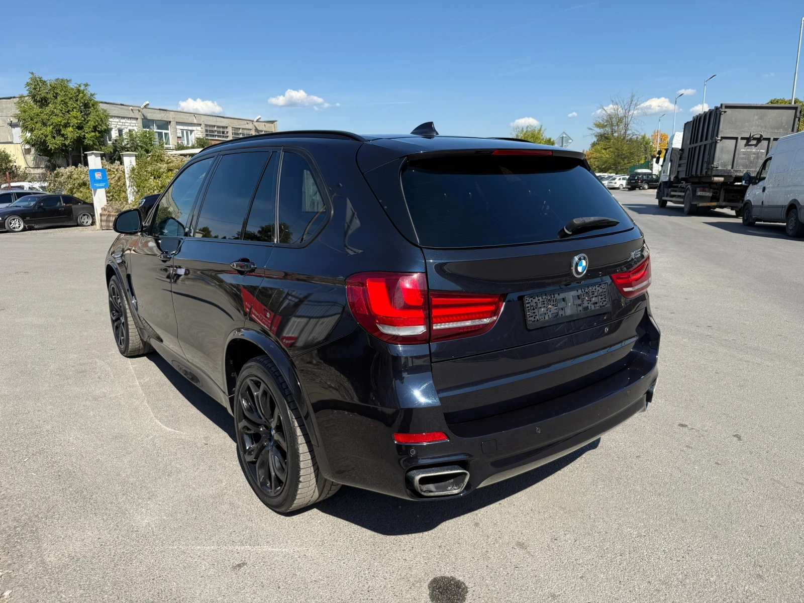 BMW X5 М-пакет/ XDrive 360 camera Harman- kardon TV - изображение 4 | Auto.bg BMW X5 М-пакет/ XDrive 360 camera Harman- kardon TV - изображение 4