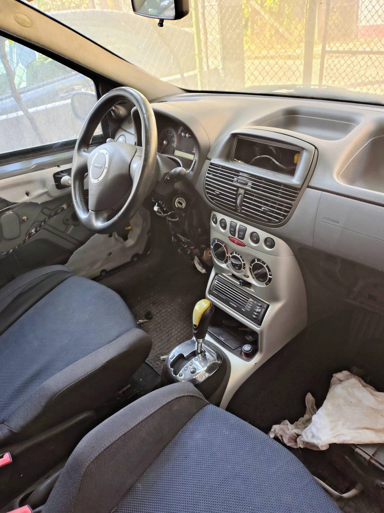 Fiat Punto 1.2  - изображение 3 | Auto.bg Fiat Punto 1.2  - изображение 3