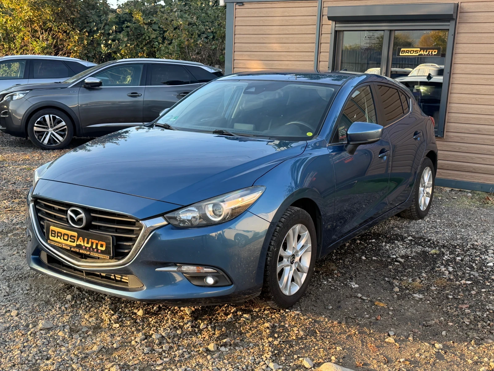 Mazda 3 MAZDA3-2.2 Diesel-Facelift- топ състояние | Auto.bg — изображение 1 Mazda 3 MAZDA3-2.2 Diesel-Facelift- топ състояние | Auto.bg — изображение 1