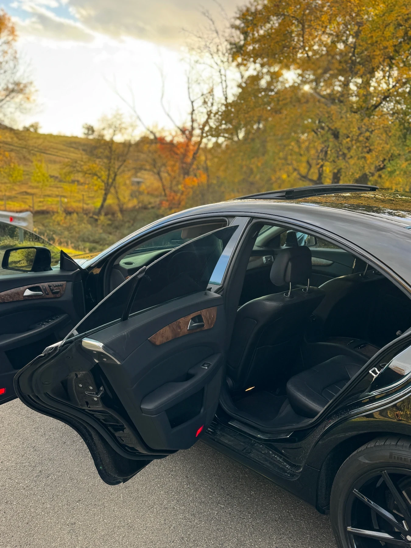 Mercedes-Benz CLS 350 AMG Line - изображение 9 | Auto.bg Mercedes-Benz CLS 350 AMG Line - изображение 9