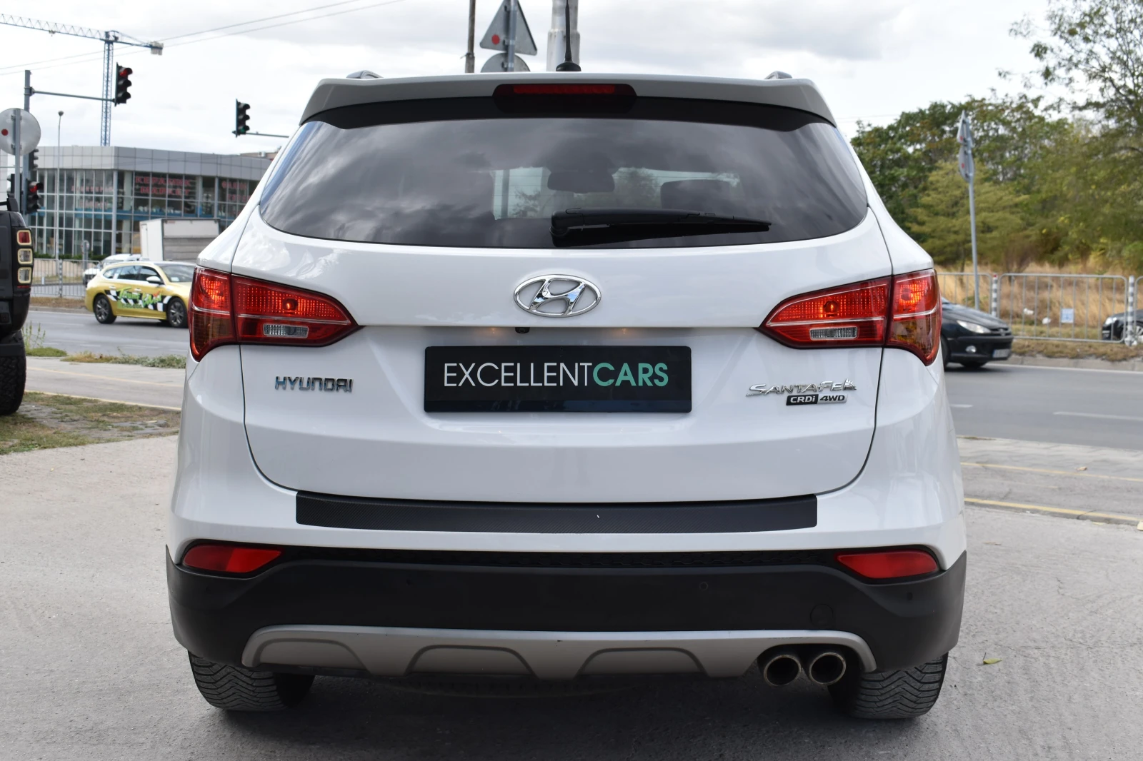 Hyundai Santa fe SWISS* 2.2CRDI 16V* 6+ 1 - изображение 6 | Auto.bg Hyundai Santa fe SWISS* 2.2CRDI 16V* 6+ 1 - изображение 6